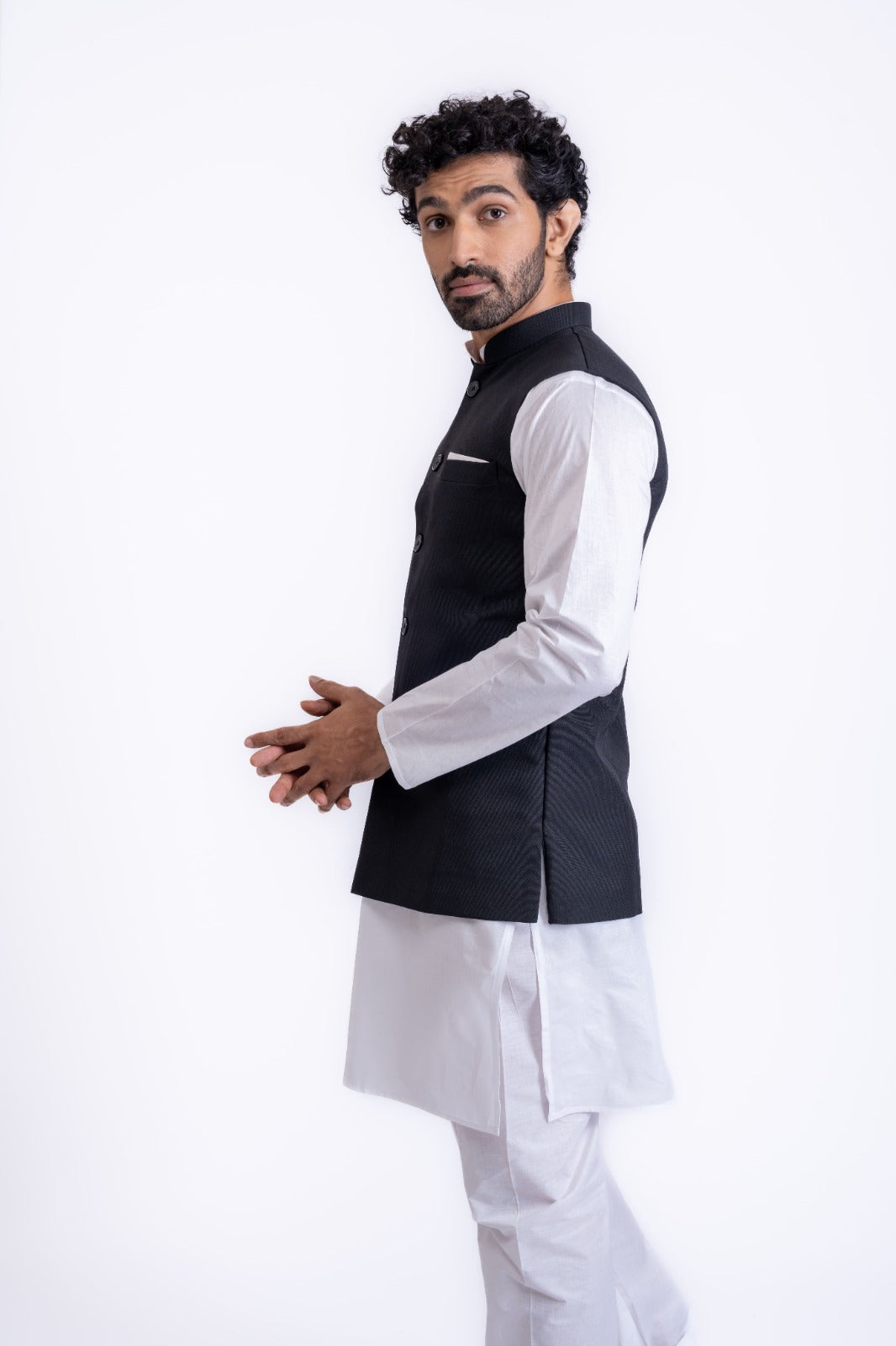 LN_BLACK_COAT_FOR_MEN