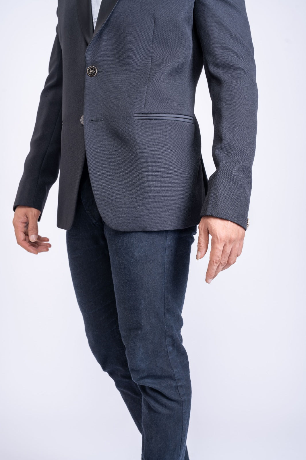 LN_perfect_fit_suit